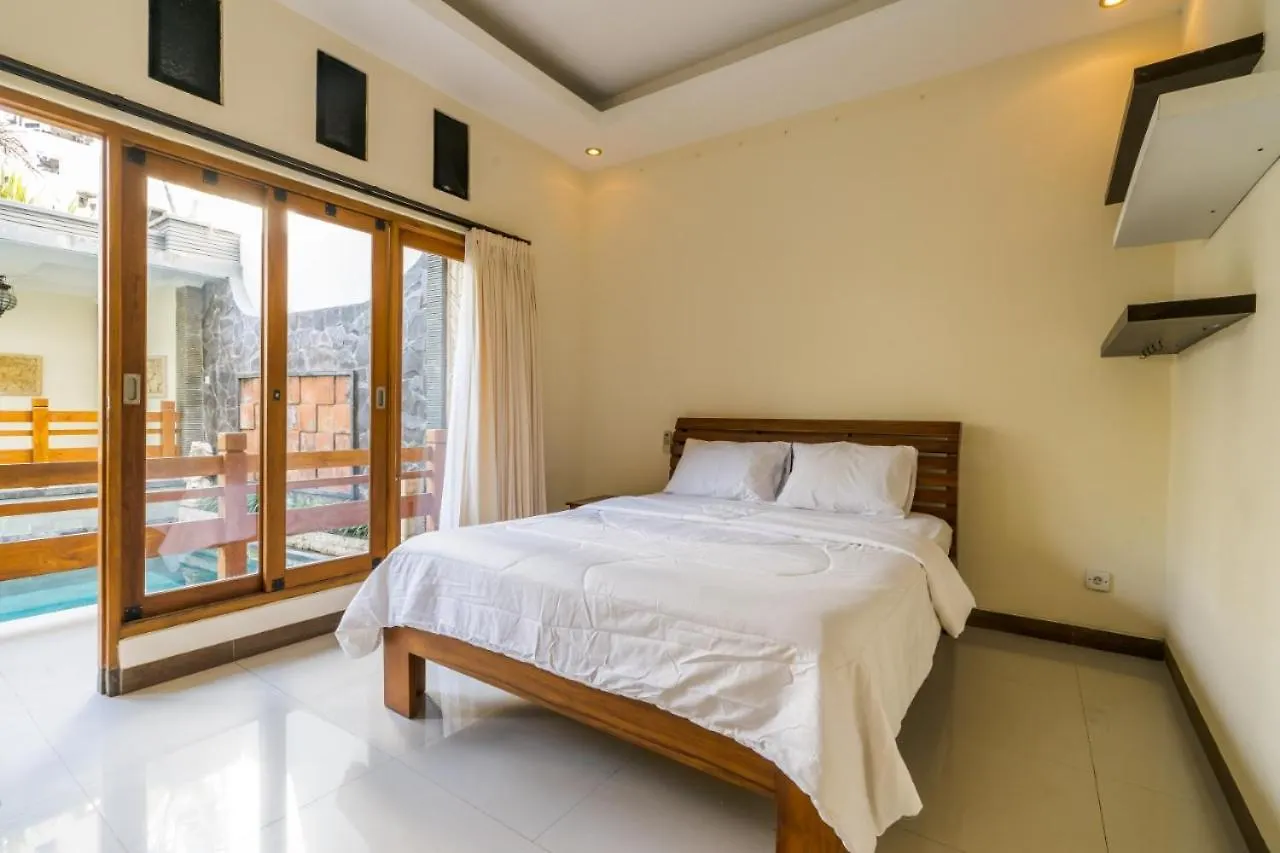 Guest house Puri Wahuya Kerobokan Seminyak