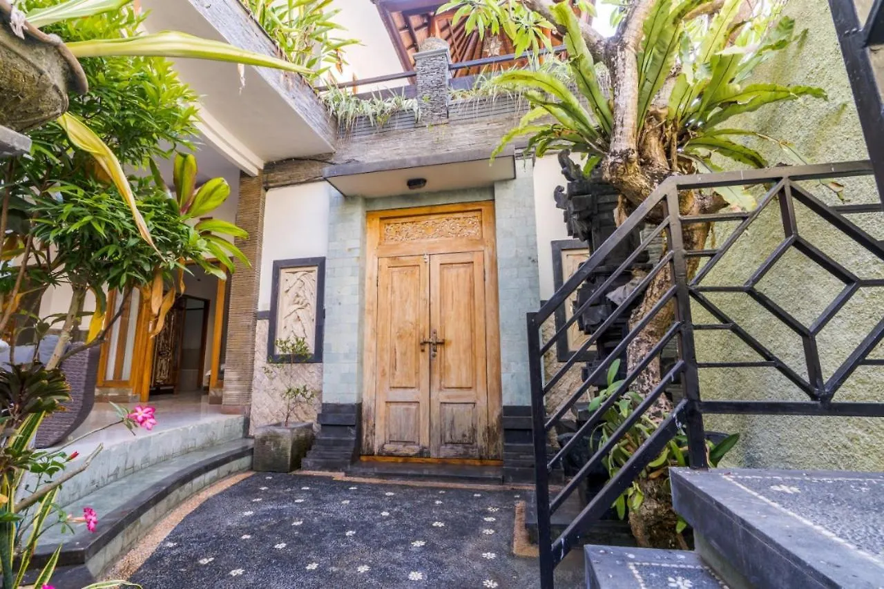 Puri Wahuya Kerobokan Seminyak  Guest house Seminyak (Bali)